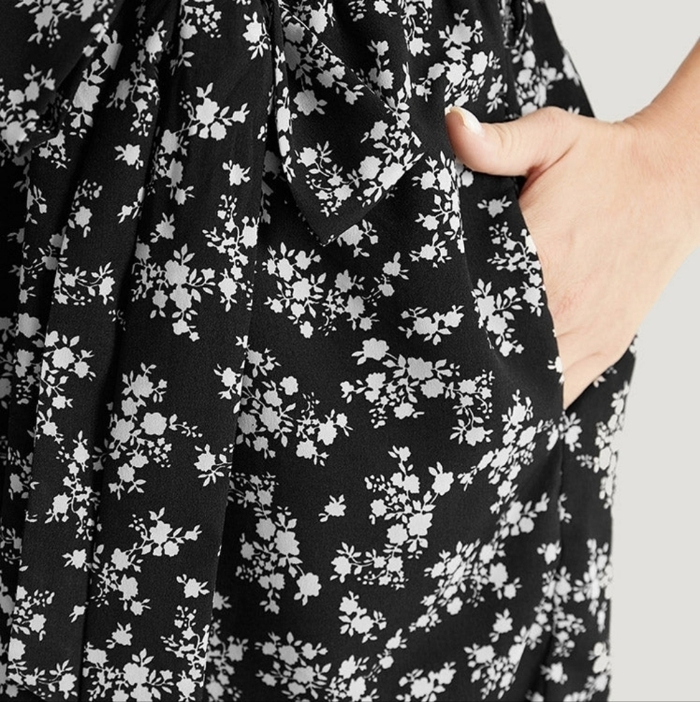 NWT BloomChic Romper Sz30 - Picture 4 of 6